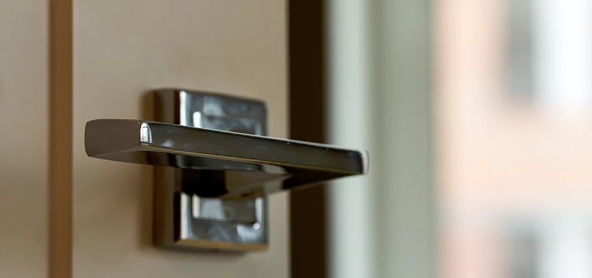 Door Lever Knob Repair in Berwyn, Illinois