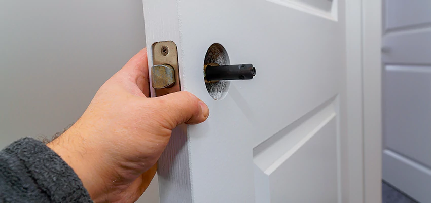 Nighttime Locksmith For Lock Repair in Berwyn, IL