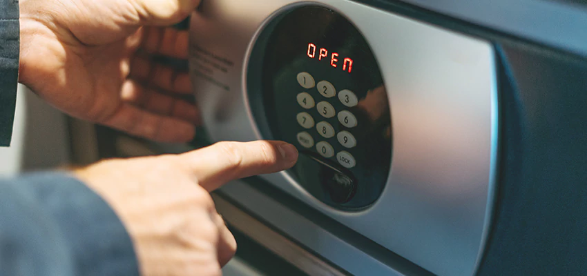 Cash Safe Openers in Berwyn, Illinois