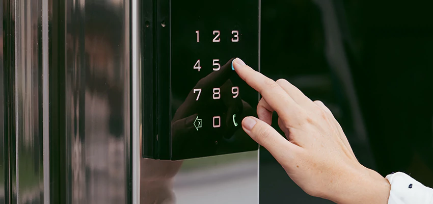 Keyless Door Entry System in Berwyn, IL